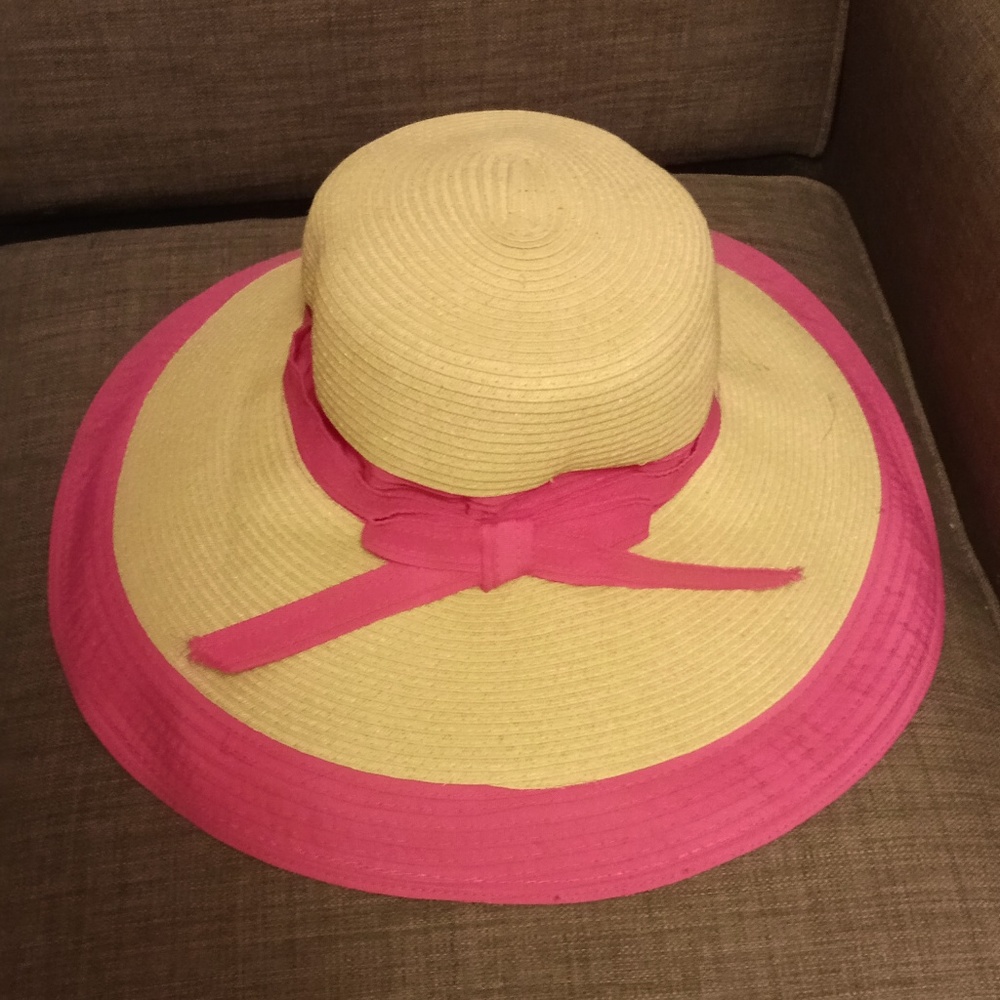 Floppy Beach Hat